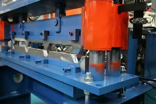 Sheet Bending Machine-Molding Metals with Precision